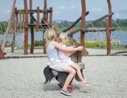 Skærmfri underholdning til børnene på ferien - her er 7 gode alternativer